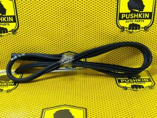 Уплотнитель на проем передний левый Hyundai Solaris 2012