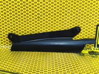 Запчасть кожух замка двери задний левый Hyundai Solaris 2012