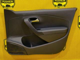 Обшивка двери передняя правая Volkswagen Polo 2016