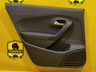 Обшивка двери задняя левая Volkswagen Polo 2016