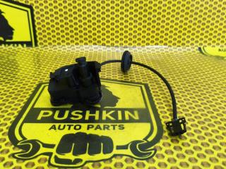 Замок лючка топливного бака Volkswagen Polo 2016