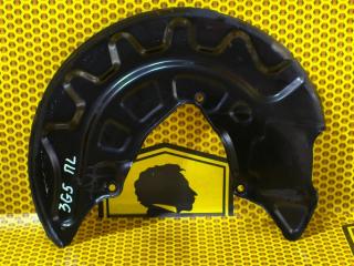 Пыльник тормозного диска передний левый Volkswagen Passat 2017