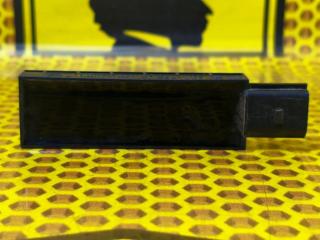 Антенна бесключевого доступа Volkswagen Passat 2017