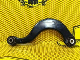 Рычаг поперечный верхний задний левый Volkswagen Passat 2017