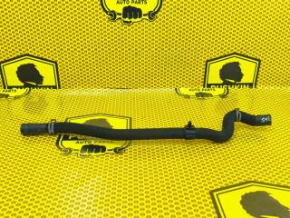 Патрубок системы охлаждения Volkswagen Passat 2017