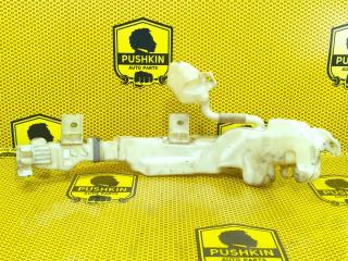 Бачок омывателя Volkswagen Passat 2017