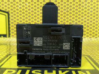 Блок управления двери передний левый Skoda Octavia 2014