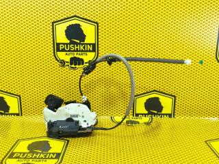 Замок двери передний правый Skoda Octavia 2014