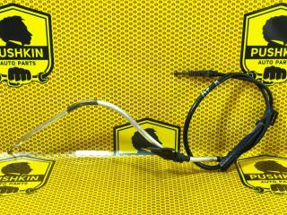 Трос ручника правый Skoda Octavia 2014