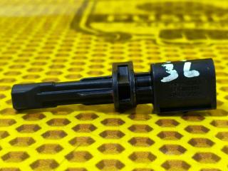 Датчик АБС задний левый Skoda Octavia 2014