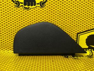 Запчасть накладка торпедо торцевая левая Volkswagen Jetta 2006