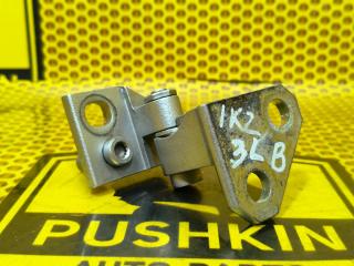 Петля двери задняя верхняя левая Volkswagen Jetta 2006