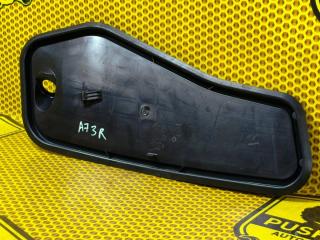 Накладка на дверь задняя правая Skoda Octavia 5E5 CHPA