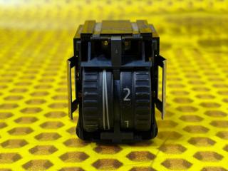 Переключатель корректора фар Volkswagen Passat 2006