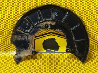 Пыльник тормозного диска передний левый Volkswagen Passat 2006