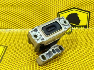 Опора двигателя правая Volkswagen Passat 2006