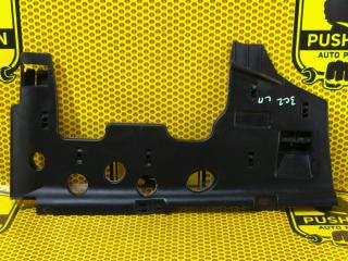 Накладка под торпедо левая Volkswagen Passat 2006