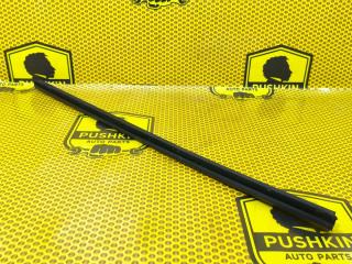 Бархотка внутренняя передняя правая Skoda Rapid NH3 CWVB