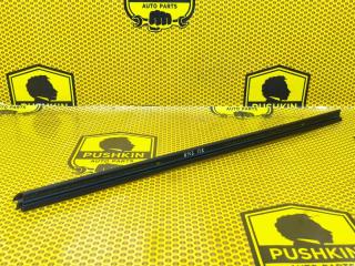 Бархотка внутренняя передняя правая Rapid 2017 NH3 CWVB