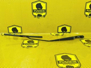 Поводок дворника передний правый Skoda Rapid 2017