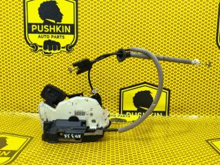 Замок двери задний правый Skoda Rapid 2017