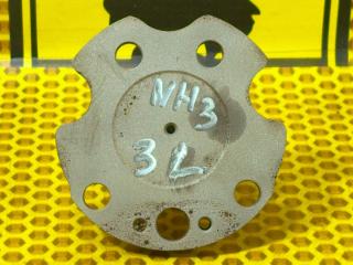 Цапфа задняя левая Skoda Rapid 2017