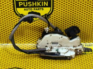 Замок двери передний левый Skoda Octavia 2014