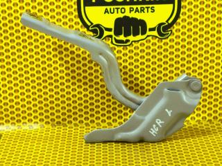 Петля капота левая Hyundai Solaris 2021 Б/У Петля капота левая Hyundai Solaris 2021