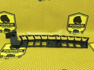 Кронштейн бампера центральный задний левый Skoda Octavia 2013