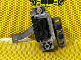 Опора двигателя правая Skoda Octavia 2013 Б/У Опора двигателя правая Skoda Octavia 2013