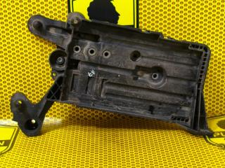 Площадка аккумулятора Skoda Octavia 2013