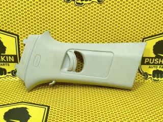 Обшивка стойки центральной верхняя левая Skoda Octavia 2013