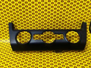 Рамка блока управления климат контролем Skoda Octavia 2013