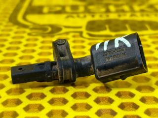 Запчасть датчик абс передний правый Skoda Octavia 2013