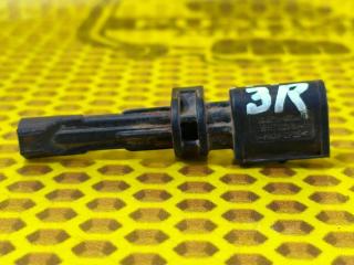 Датчик АБС задний правый Skoda Octavia 2013