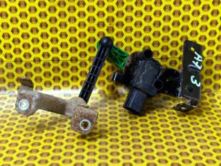 Датчик регулировки высоты дорожного просвета задний Skoda Octavia 2014