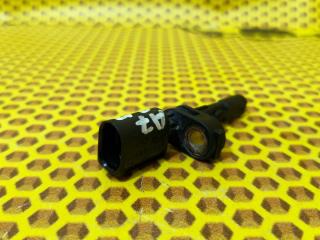 Датчик АБС задний правый Skoda Octavia 2014