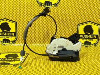 Замок двери задний левый Skoda Octavia 2014