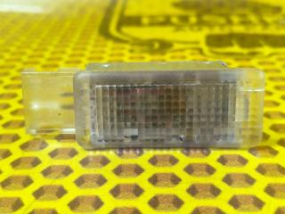 Плафон подсветки ног передний левый Skoda Octavia 2014