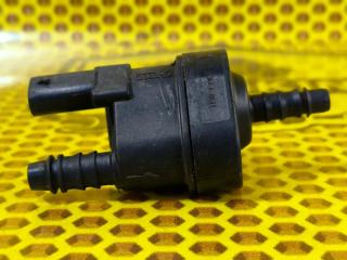 Запчасть клапан вентиляции топливного бака Skoda Octavia 2014