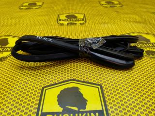 Уплотнитель на дверь задний правый Kia Cerato 2019