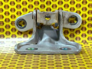 Петля двери передняя нижняя передняя правая Kia Cerato 2019