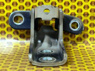 Петля двери передняя нижняя левая Kia K8 2022