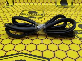 Уплотнитель на проем передний правый Nissan X-TRAIL 2007