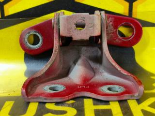 Петля двери передняя нижняя передняя правая KIA Rio 2014