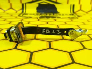 Ограничитель двери задний левый Kia Rio 2021