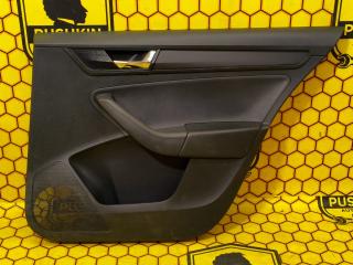 Обшивка двери задняя правая Skoda Rapid 2019