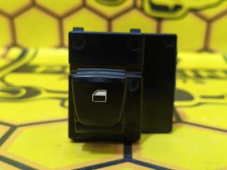 Кнопка стеклоподъемника передняя правая Hyundai Solaris 2021