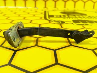 Ограничитель двери задний правый KIA Rio 2015