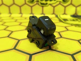 Кнопка стеклоподъемника передняя правая Hyundai Veloster 2012